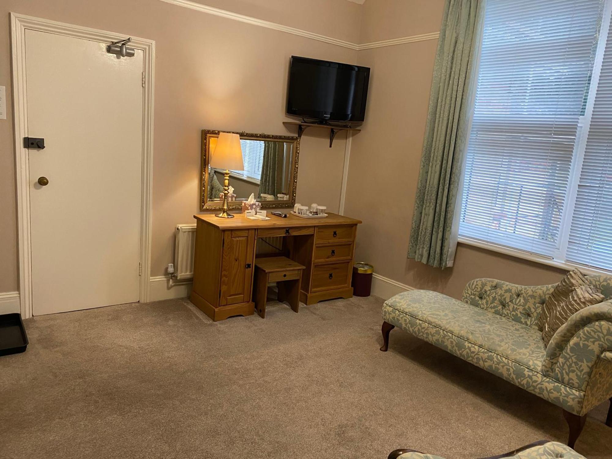 The Belmont Hotel Shanklin Room photo